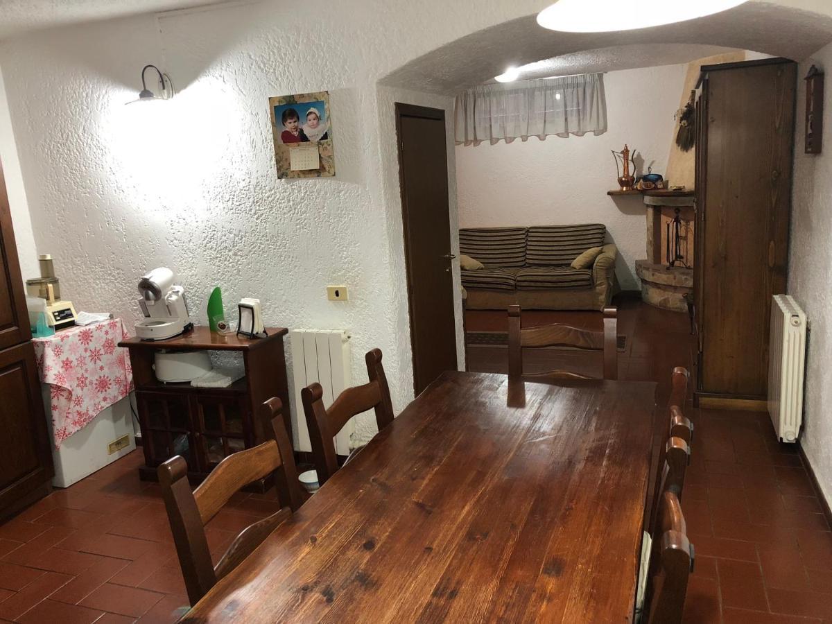 ヴィアレッジョ Casa Ceragioliヴィラ エクステリア 写真