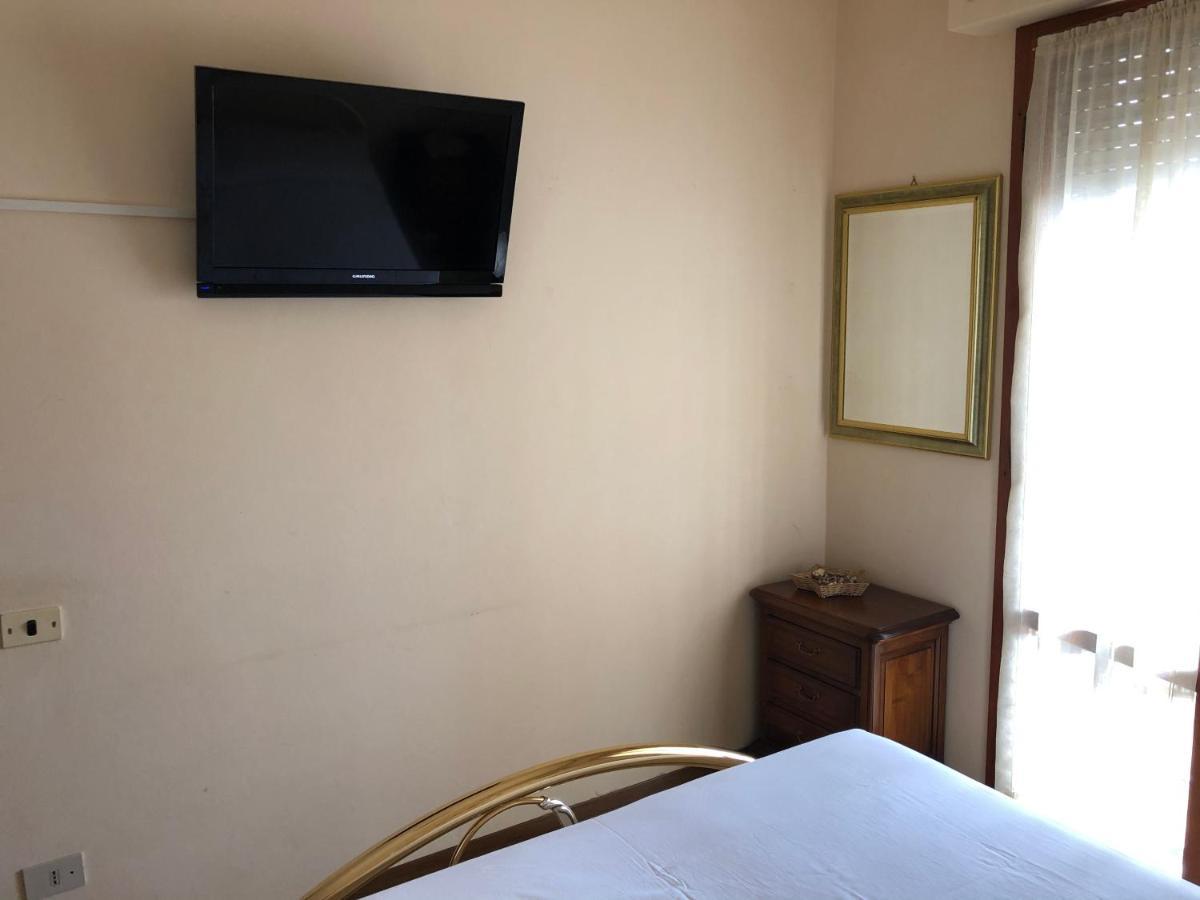 ヴィアレッジョ Casa Ceragioliヴィラ エクステリア 写真