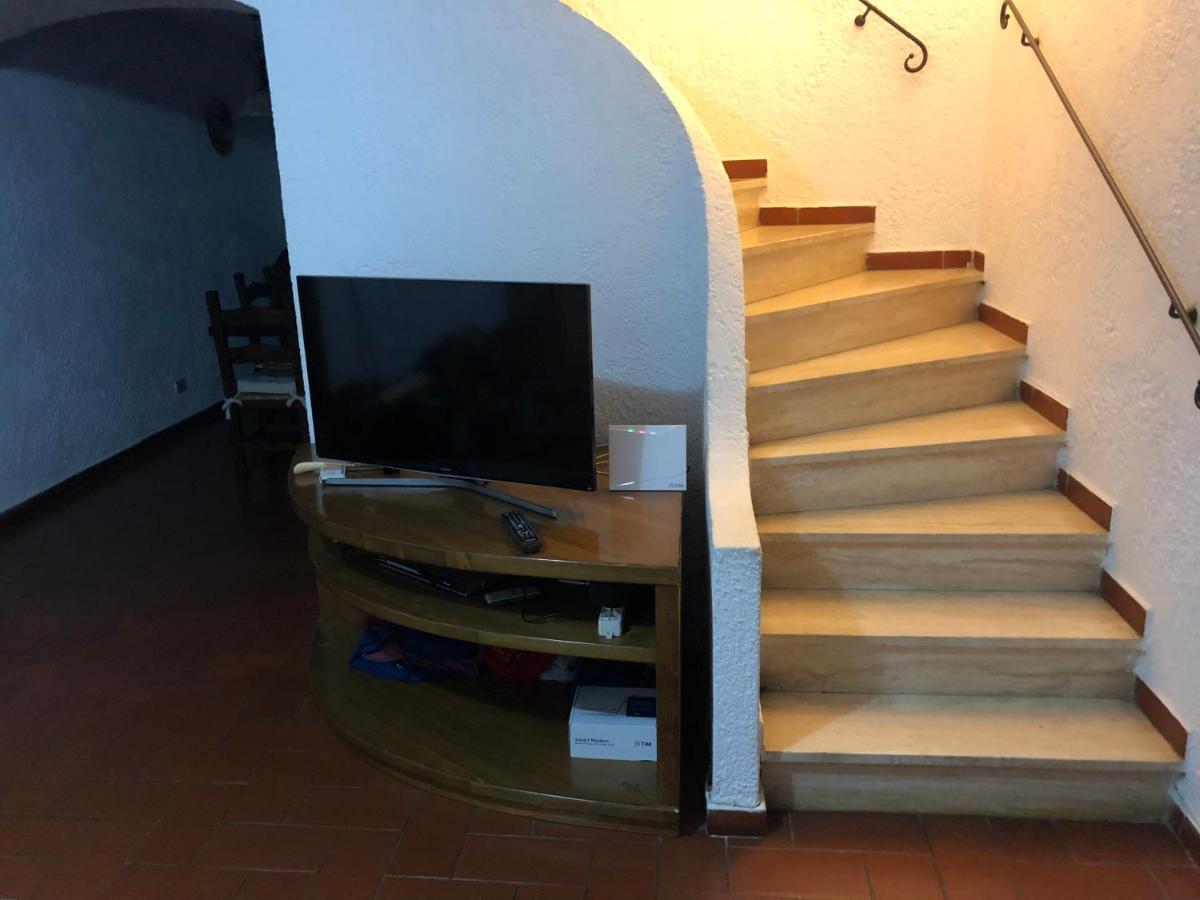 ヴィアレッジョ Casa Ceragioliヴィラ エクステリア 写真